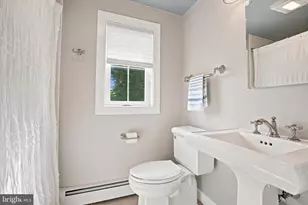 1317 Dell Rd, Norristown, PA 19403 - Photo 32