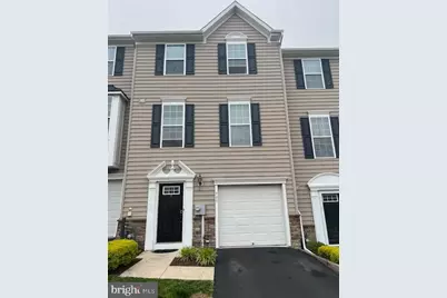 905 Susan Circle, North Wales, PA 19454 - Photo 2