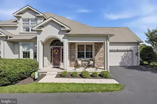 265 Country Club Dr, Telford, PA 18969 - Photo 2