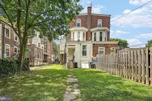 906 DeKalb St, Norristown, PA 19401 - Photo 14