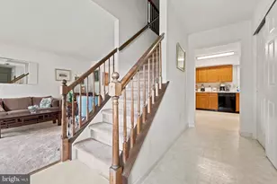 118 Fox Hunt Dr, Souderton, PA 18964 - Photo 2