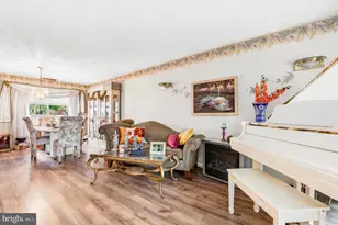 404 Bunker Hill Rd, Harleysville, PA 19438 - Photo 4