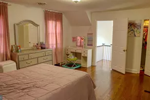 1 Develon Rd, Elkins Park, PA 19027 - Photo 16