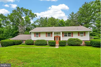 40 2nd Street, Schwenksville, PA 19473 - Photo 1