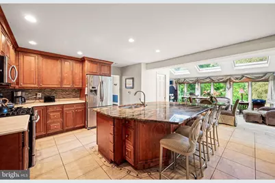 2169 Harts Lane, Conshohocken, PA 19428 - Photo 4