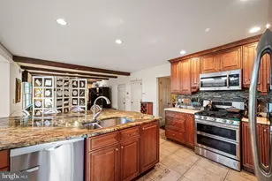 2169 Harts Ln, Conshohocken, PA 19428 - Photo 8