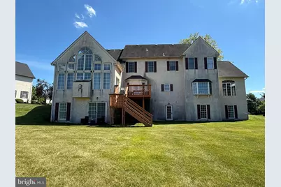 581 Hawthorne Lane, Harleysville, PA 19438 - Photo 2