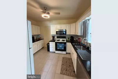 31 W 4th Street, Lansdale, PA 19446 - Photo 16