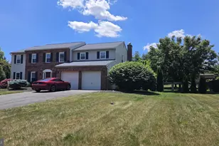 406 Bow Ln, Gilbertsville, PA 19525 - Photo 2