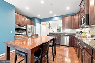 117 Mustang Way, Norristown, PA 19403 - Photo 6