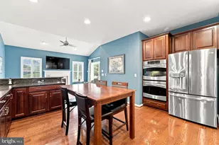 117 Mustang Way, Norristown, PA 19403 - Photo 8