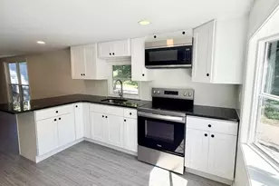 145 Devon Dr, Norristown, PA 19403 - Photo 2
