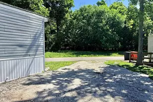 145 Devon Dr, Norristown, PA 19403 - Photo 16