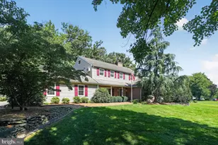 1006 Weikel Rd, Lansdale, PA 19446 - Photo 4