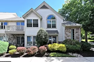 102 Foxmeadow Dr, Royersford, PA 19468 - Photo 1