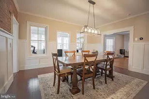 245 Hurst St, Bridgeport, PA 19405 - Photo 10