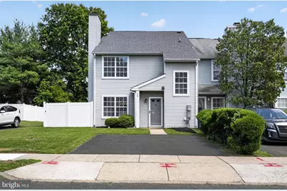 48 Bark Hollow Lane, Horsham, PA 19044 - Photo 2