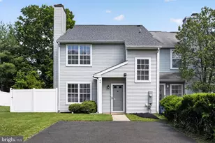 48 Bark Hollow Ln, Horsham, PA 19044 - Photo 1
