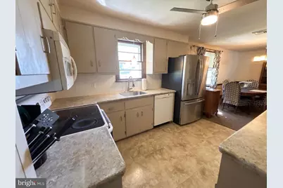 27 Oak Lane, Royersford, PA 19468 - Photo 12