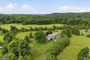 86 Whites Mill Rd, Green Lane, PA 18054 - Photo 2