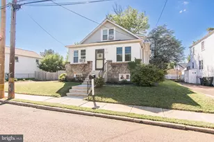 717 Monroe Ave, Glenside, PA 19038 - Photo 2