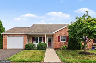 31 Ludwig Ln, Pottstown, PA 19464 - Photo 2