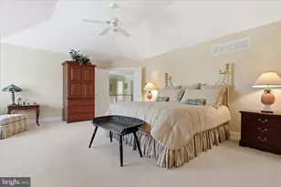 583 Oakmont Dr E, Telford, PA 18969 - Photo 28
