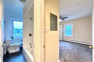 914 Swede St, Norristown, PA 19401 - Photo 14