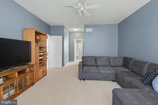 1001 Creekview Dr, Pennsburg, PA 18073 - Photo 28