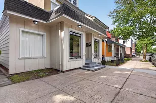 866 E High St, Pottstown, PA 19464 - Photo 4