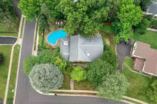 3809 Midvale Ln, Huntingdon Valley, PA 19006 - Photo 6