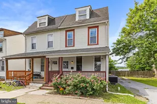 324 Ash St, Pottstown, PA 19464 - Photo 2