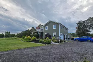 18 Kratz, Zieglerville, PA 19492 - Photo 2