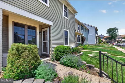 306 Livingston Court, North Wales, PA 19454 - Photo 2