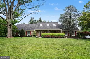 3015 Oak Dr, Norristown, PA 19401 - Photo 1