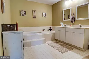 372 Linden Dr, Elkins Park, PA 19027 - Photo 28