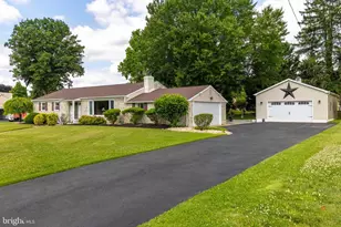 3882 Whitman Rd, Huntingdon Valley, PA 19006 - Photo 4