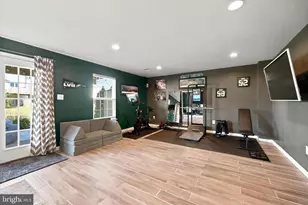 175 Tulip Ln, Gilbertsville, PA 19525 - Photo 4