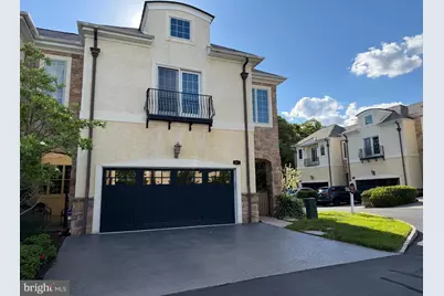 25 Breyer Court #25-E, Elkins Park, PA 19027 - Photo 4