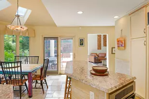 543 Foxglove Ln, Wynnewood, PA 19096 - Photo 16