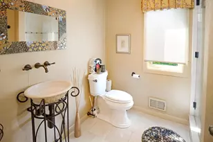 543 Foxglove Ln, Wynnewood, PA 19096 - Photo 22