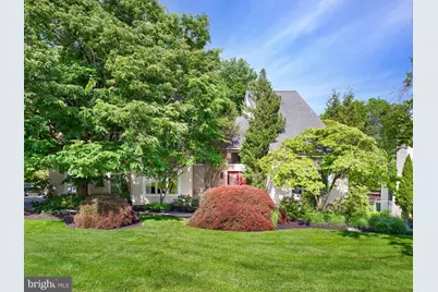 543 Foxglove Lane, Wynnewood, PA 19096 - Photo 2