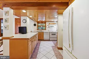 1437 Byberry Rd, Huntingdon Valley, PA 19006 - Photo 18