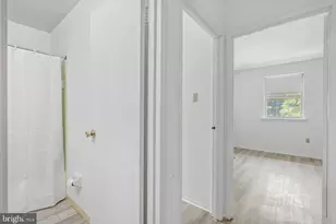 104 Hampstead Dr, Ambler, PA 19002 - Photo 22