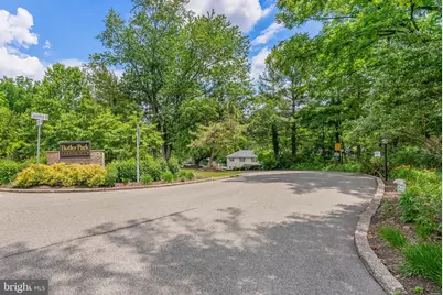 104 Hampstead Drive, Ambler, PA 19002 - Photo 2