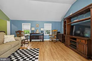 6 Perkiomen Ave, Schwenksville, PA 19473 - Photo 26