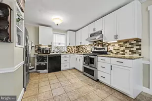 6 Perkiomen Ave, Schwenksville, PA 19473 - Photo 6