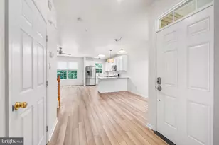 447 Fort Hill Cir, Fort Washington, PA 19034 - Photo 2