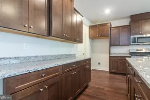 128 Golden Vale Dr, Royersford, PA 19468 - Photo 1