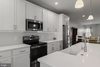 428 Hurst Street, Bridgeport, PA 19405 - Photo 14